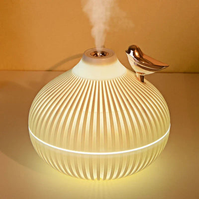 MistGlow USB Humidifier – Quiet & Compact with LED Night Light & Mood Lighting