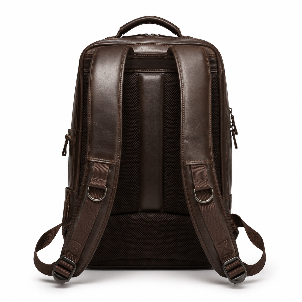 Close-up of the leather texture on the boneroshop backpack.