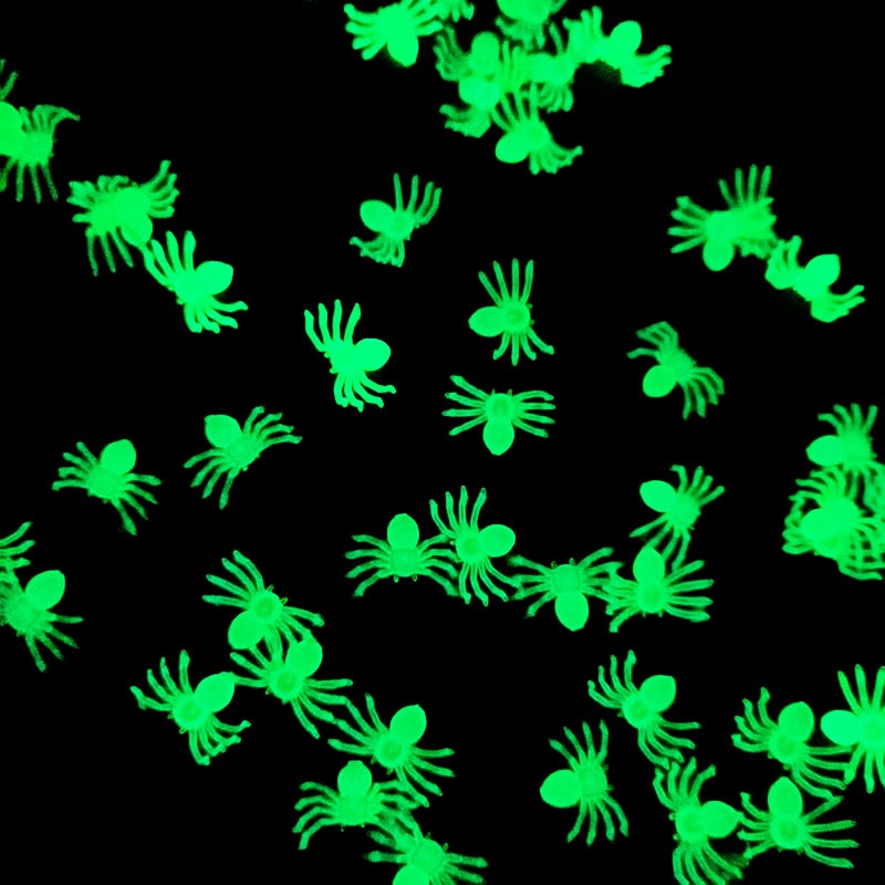 50 Luminous Glowing Spiders Halloween Decoration