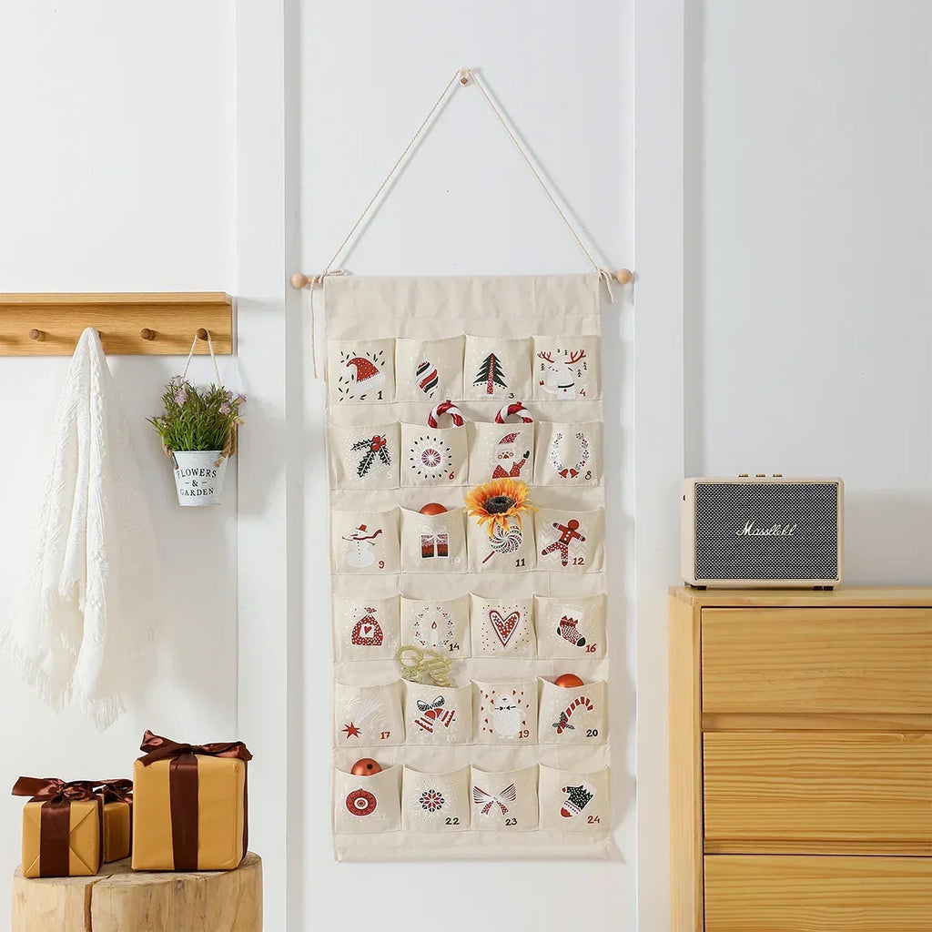 Advent Calendar with 24 Canvas Bags for Children – Hanging Christmas Decoration in Multicolour