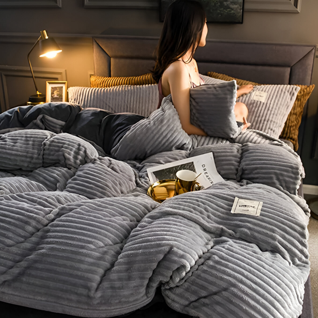 Auric Flannel Duvet Cover Set – Cosy Bedding for Winter