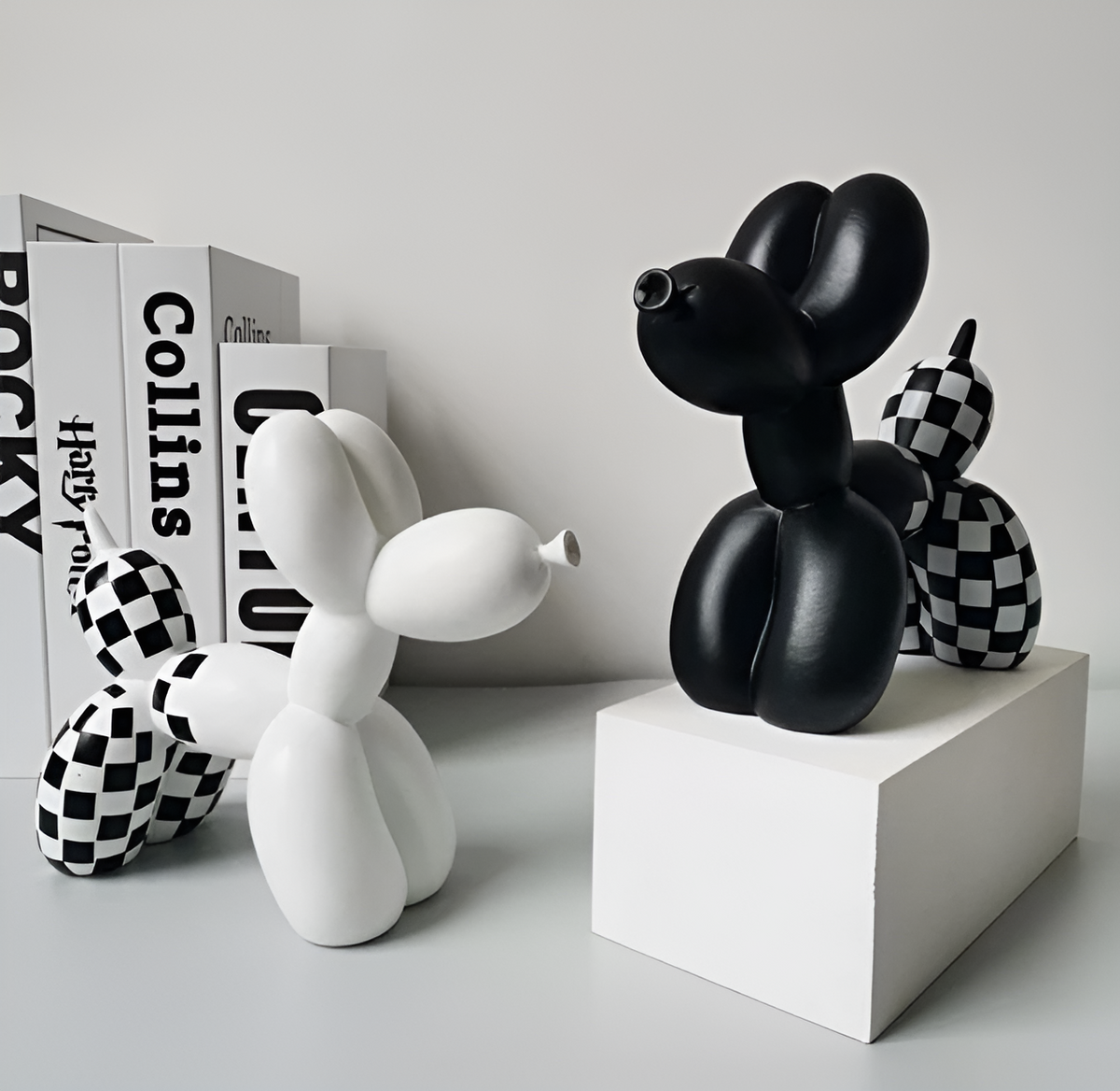 Balloon Pup Art – Quirky Decor for Living Room, 10×10 cm