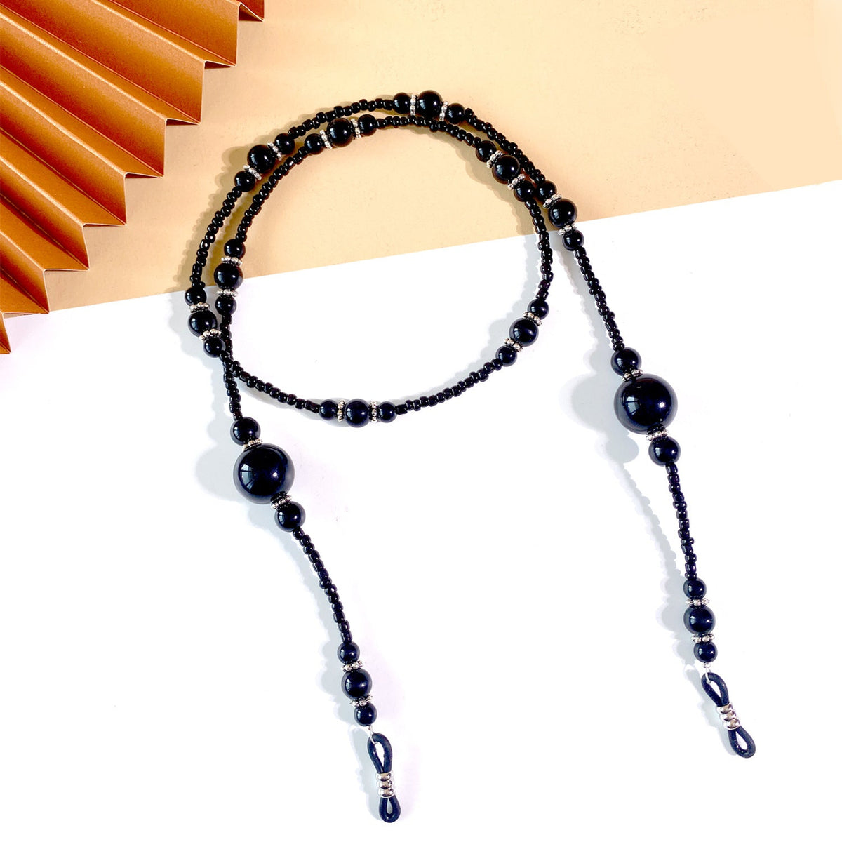 Beaded eyewear retainer necklace
