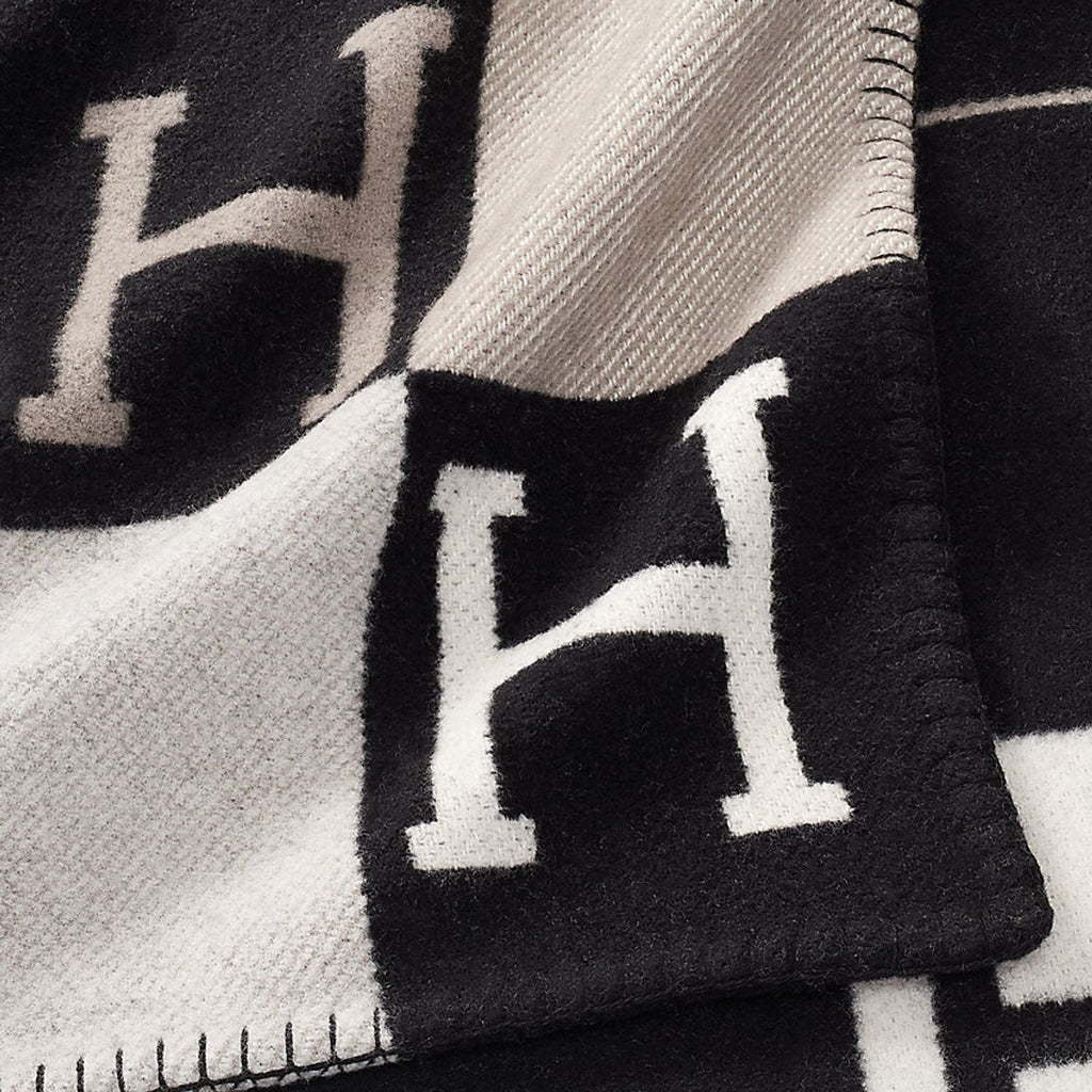 Blend Throw Blanket | Soft Warm Knit for Sofa, Bed or Armchair