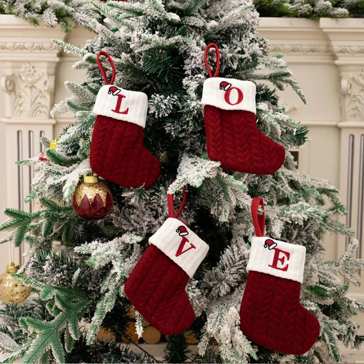 Cable-knit contrast Christmas stockings