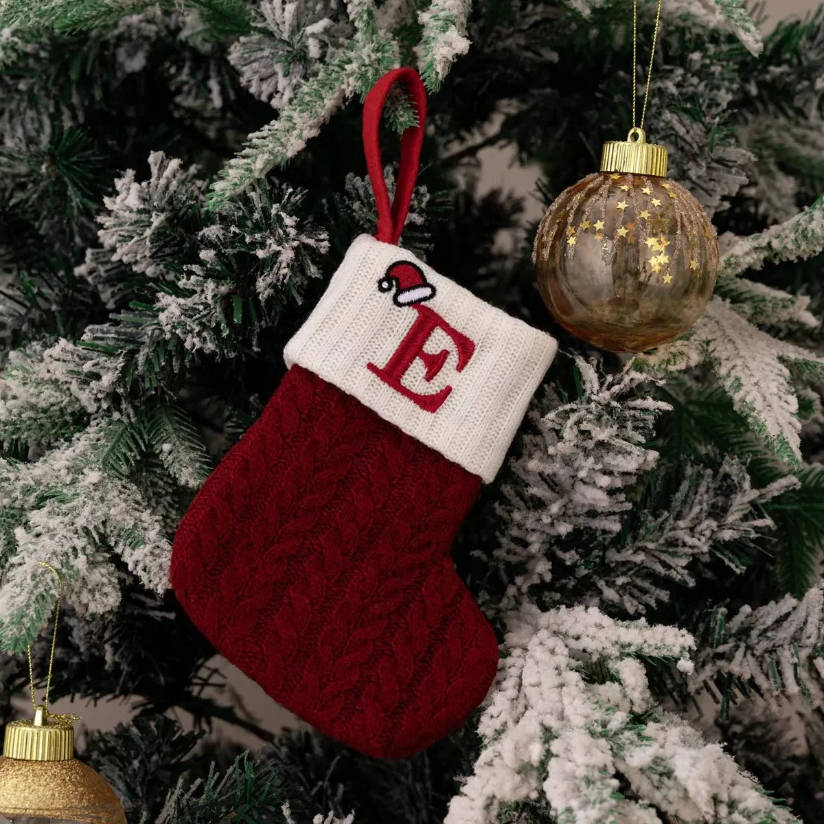 Cable-knit contrast Christmas stockings