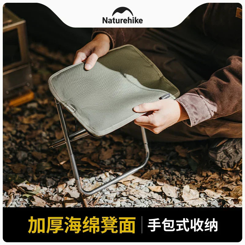 Campulux Folding Chair – Padded & Foldable, Ultralight & Stable for Outdoor & Travel