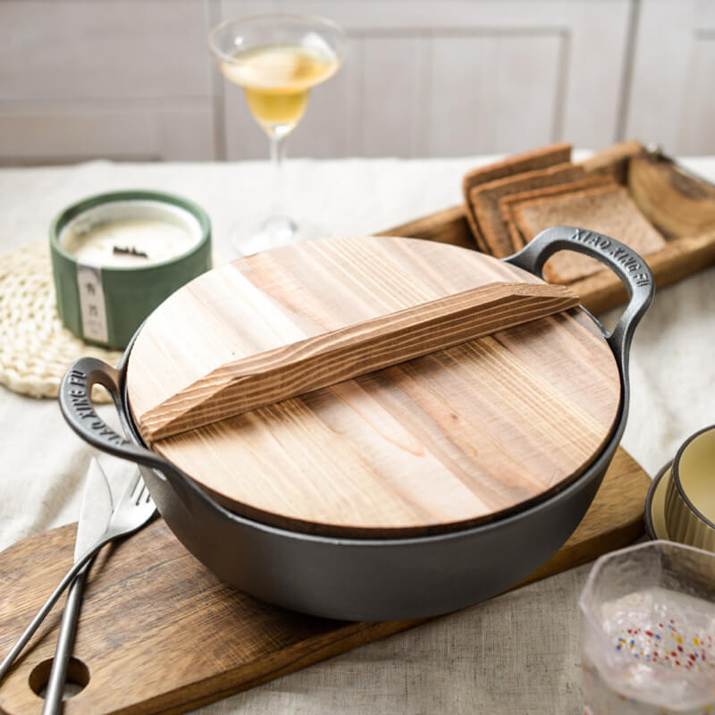CastePrima Pan – Durable Non-Stick with Wooden Lid
