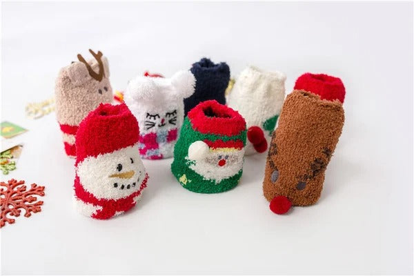 Christmas socks in gift box – plush house & cuddle socks – universal size