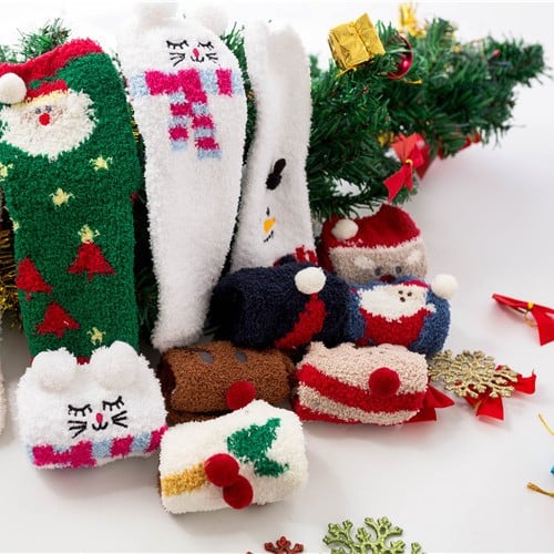 Christmas socks in gift box – plush house & cuddle socks – universal size