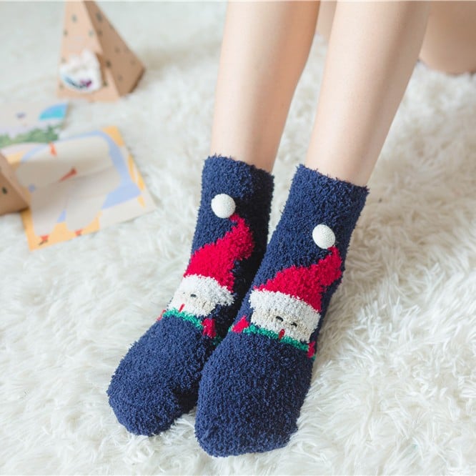 Christmas socks in gift box – plush house & cuddle socks – universal size