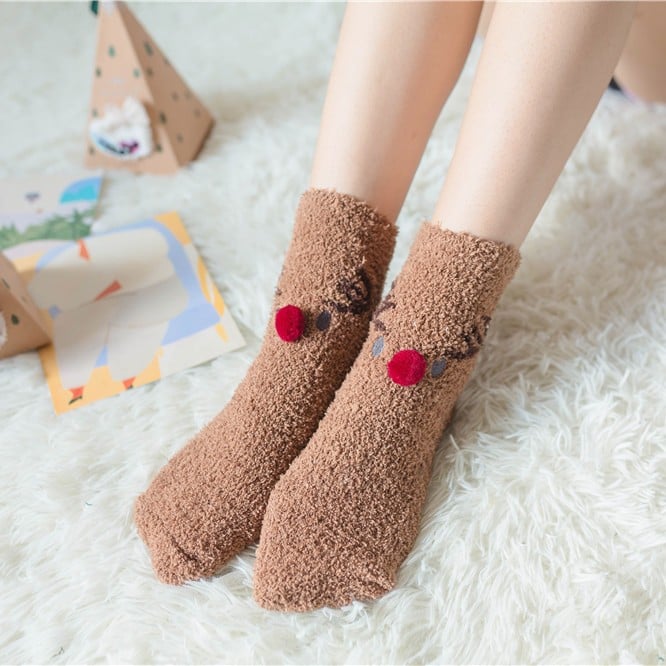 Christmas socks in gift box – plush house & cuddle socks – universal size