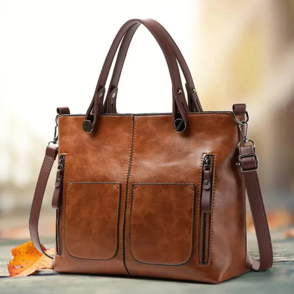 Classic leather shoulder bag