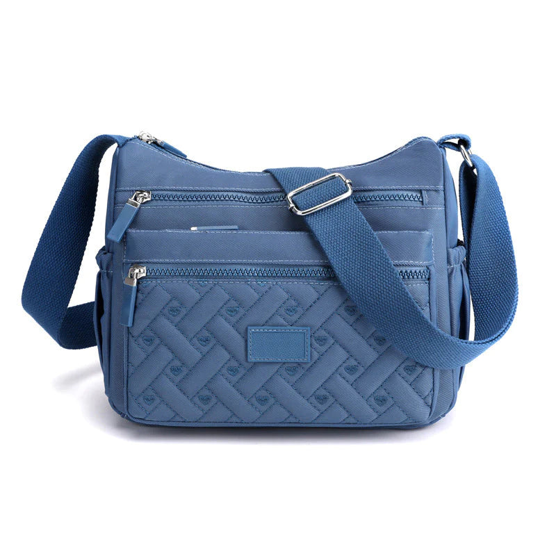 Classic Luxury Shoulder Bag – Elegant & Spacious Everyday Handbag