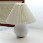 Classic Table Lamp with Foldable Lampshade for Warm Light