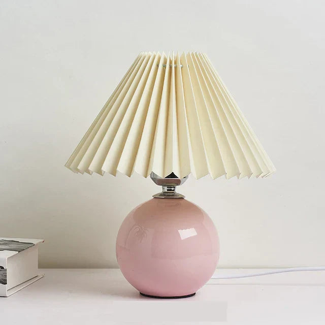 Classic Table Lamp with Foldable Lampshade for Warm Light