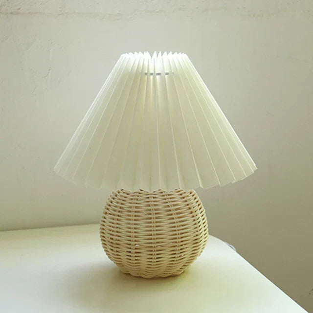 Classic Table Lamp with Foldable Lampshade for Warm Light