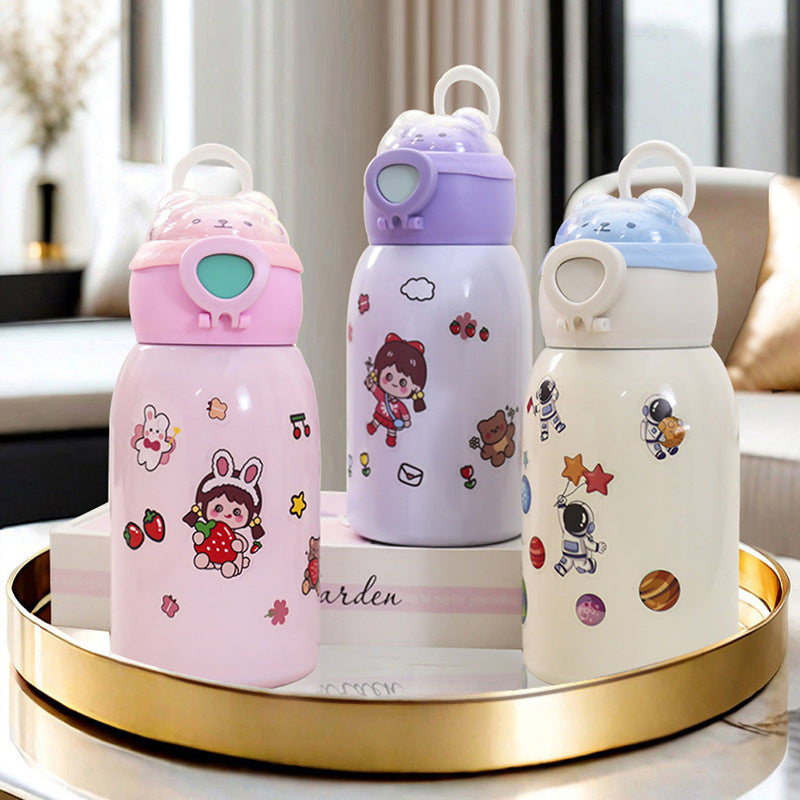 Creative astronaut water bottle