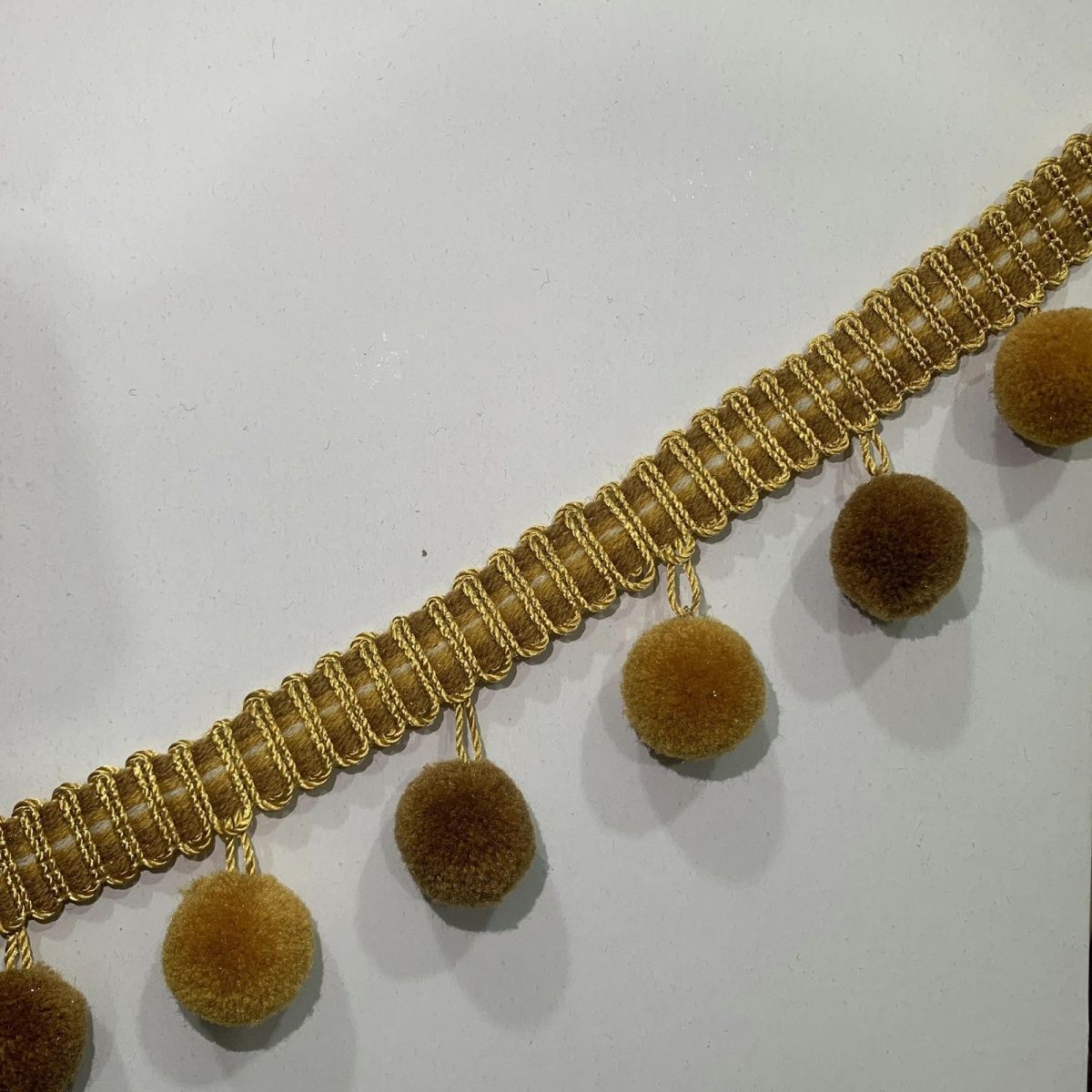 Decorative Pompom Belt