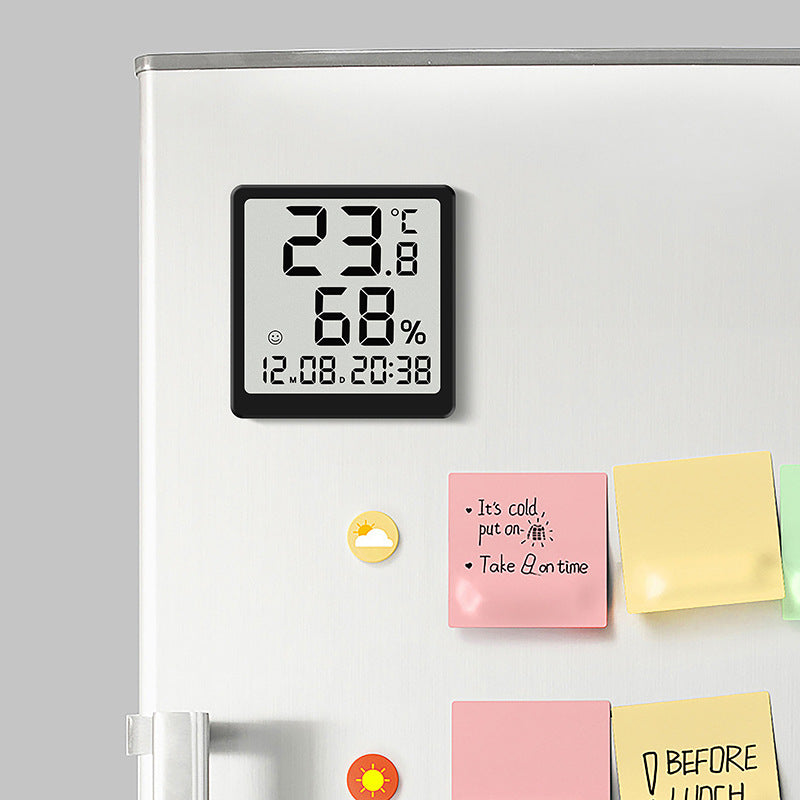 Digital thermohygrometer with accurate display