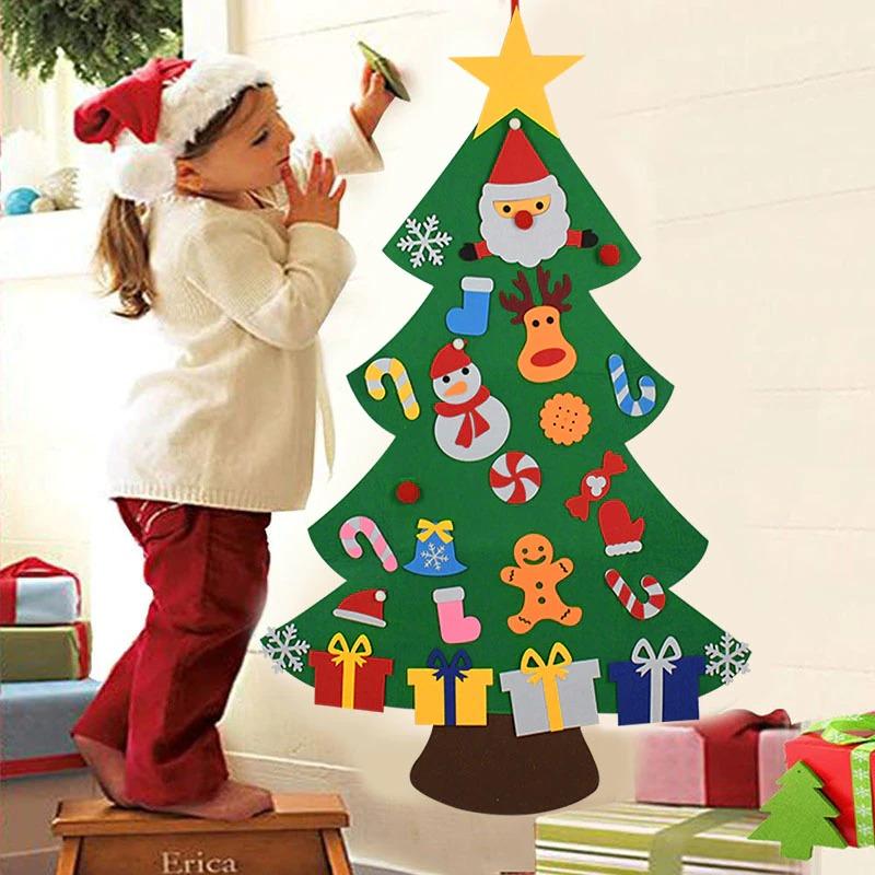 DIY felt Christmas tree with ornaments