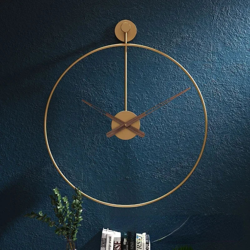 Effortless modern wall clock