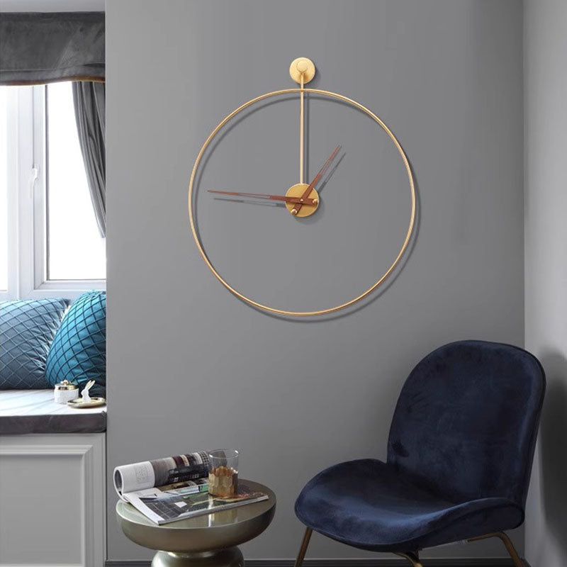 Effortless modern wall clock
