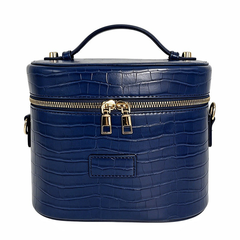 Elegant Crocodile-Effect Cosmetic Bag