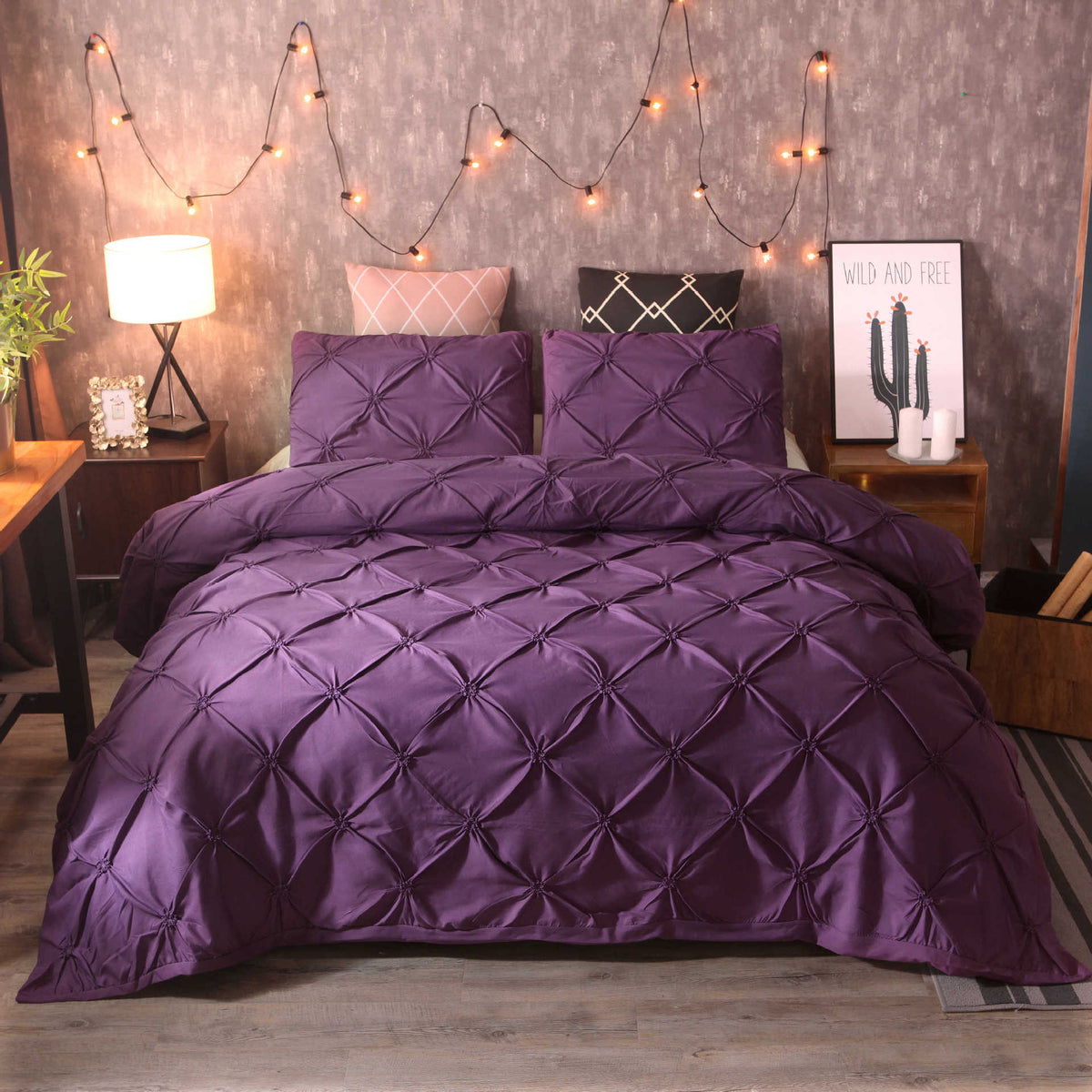 Embroidered Three-Piece Bedding Set with Pillowcases and Duvet Cover