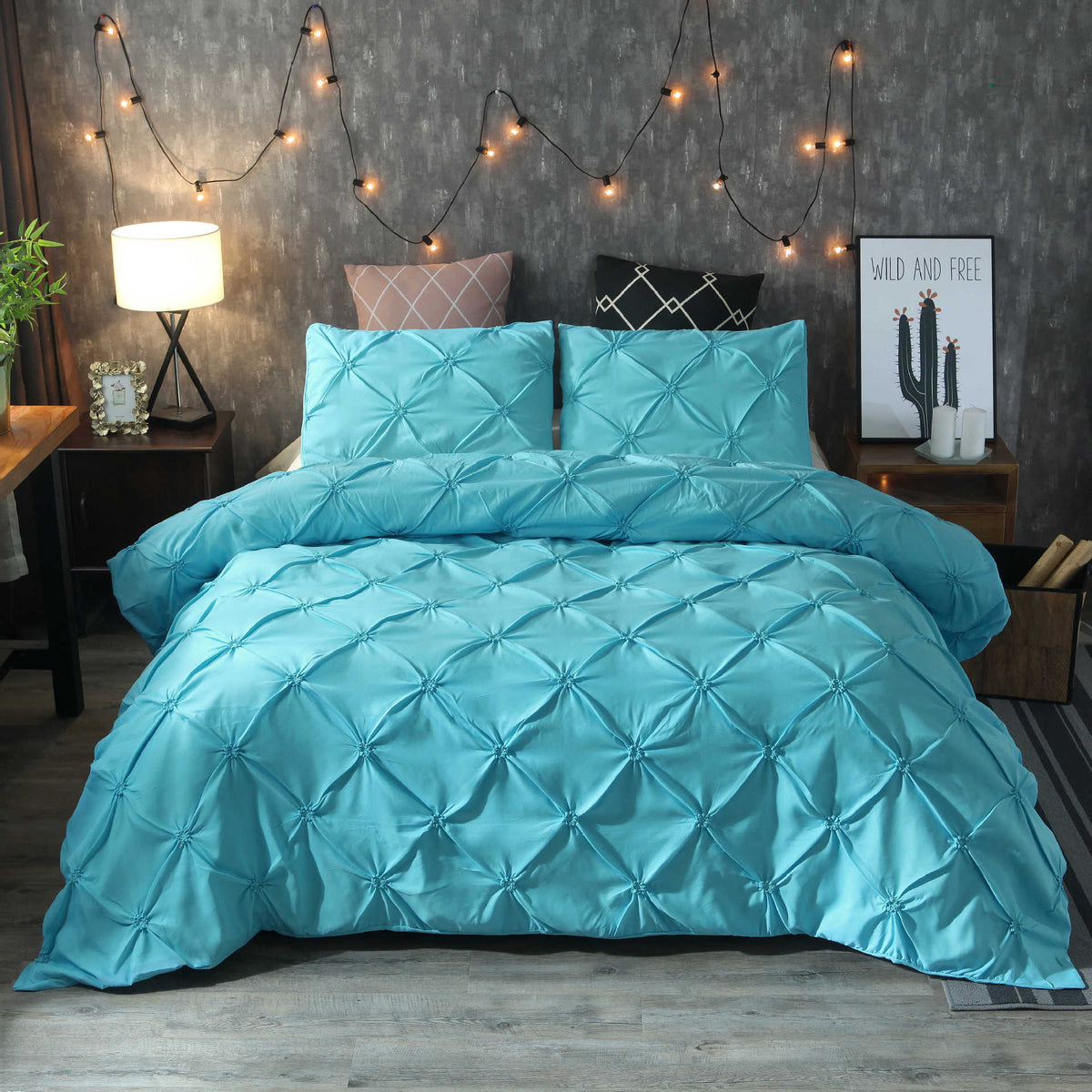 Embroidered Three-Piece Bedding Set with Pillowcases and Duvet Cover