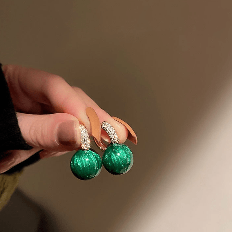 Emerald pearl earrings