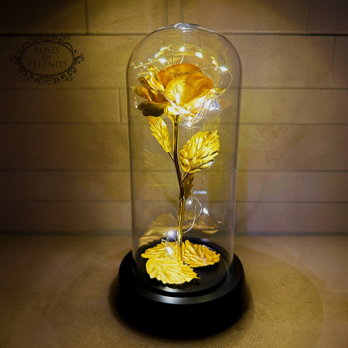 Eternal Rose – Gold Rose in Glass Dome with LED Lighting
