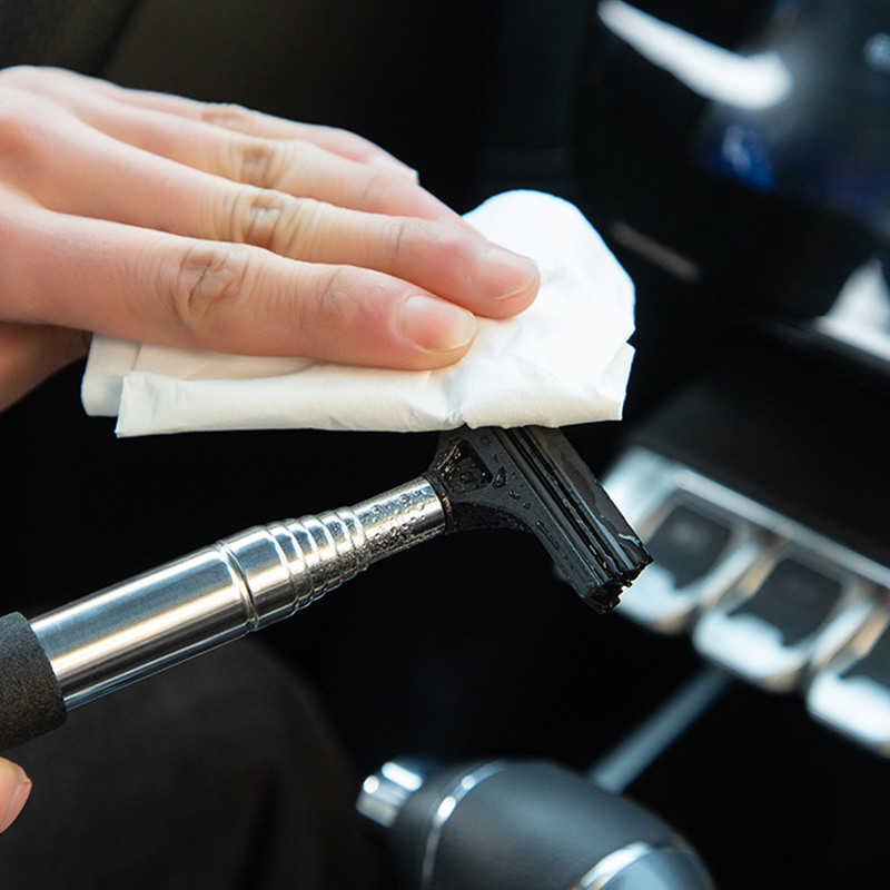 Extendable wing mirror dryer