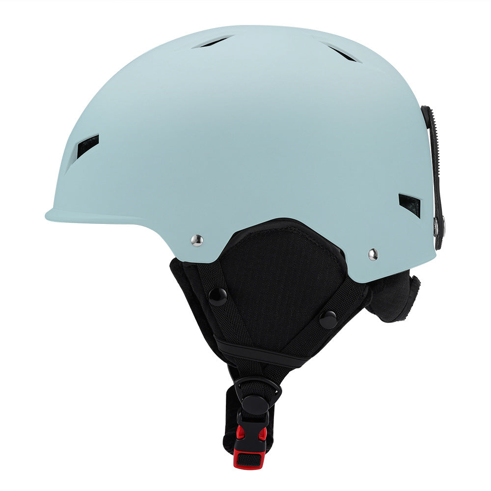 Full-coverage ski helmet