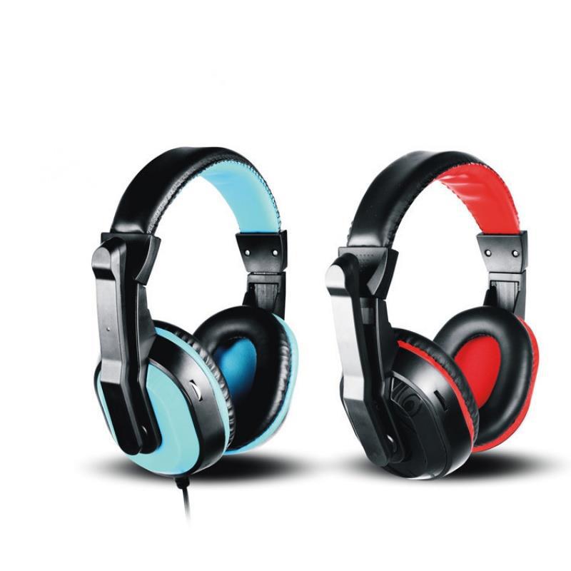 Gaming Headset with High-Quality Noise Isolation and Flexible Microphone