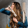 Hair Straightener with Ceramic Plates – Fast Heating and Smooth Styling