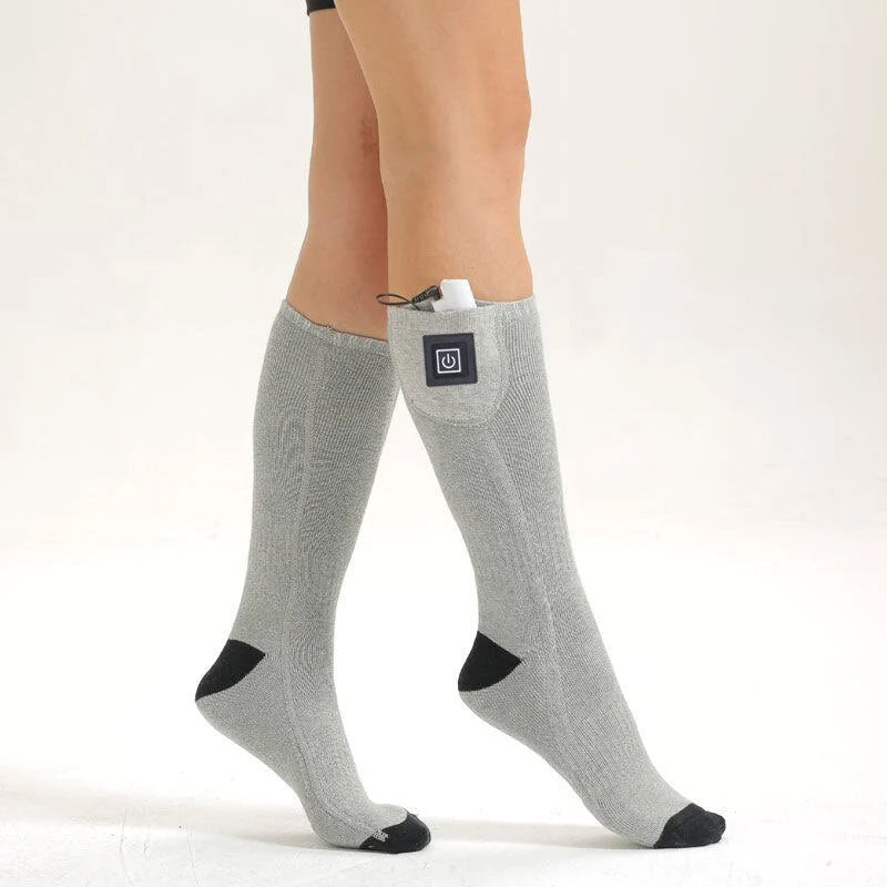 Heated socks with adjustable temperature