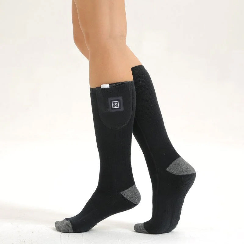 Heated socks with adjustable temperature