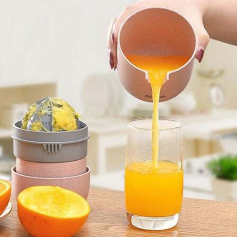 JuicySqueeze Juicer – Anti-Slip and Modern Design