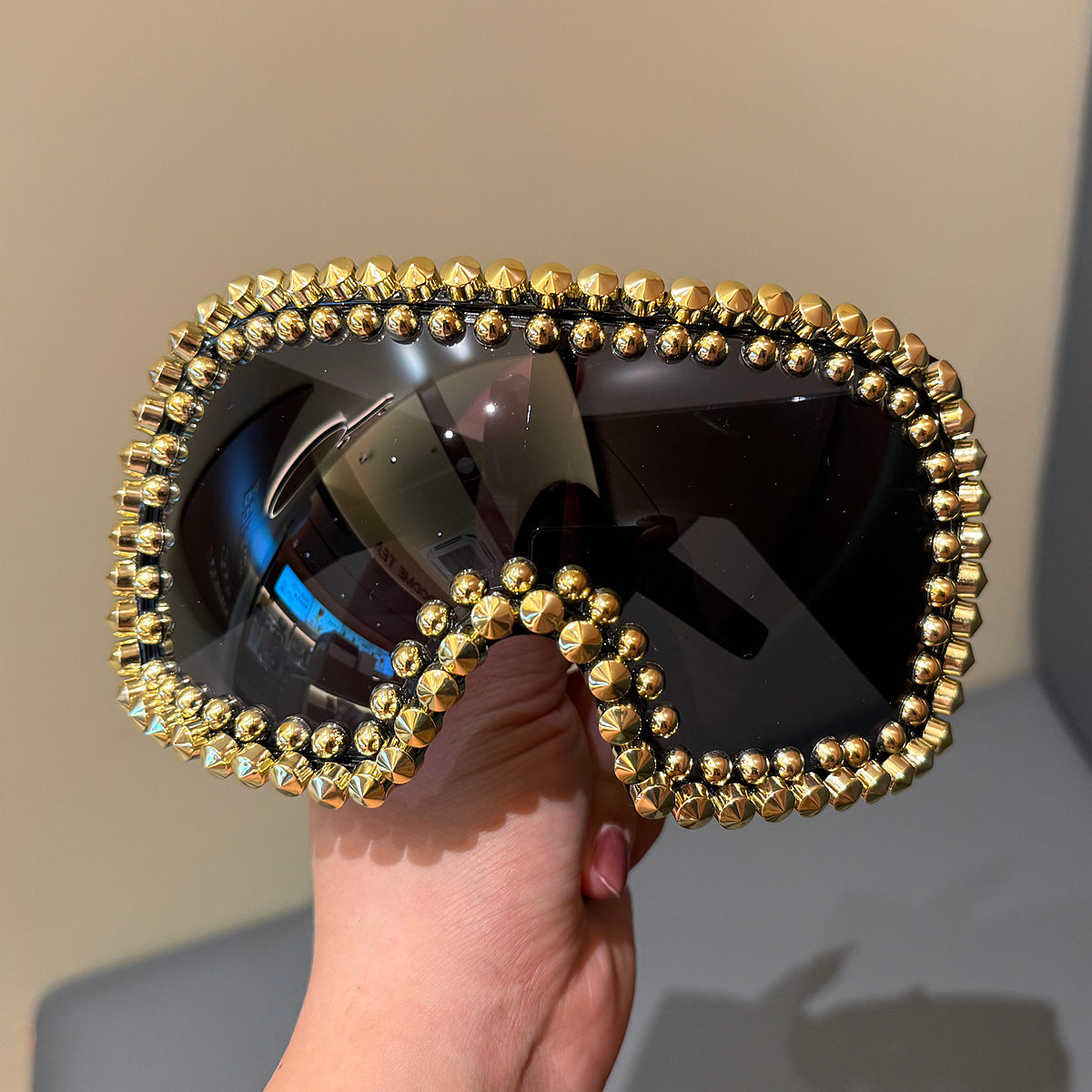 Ladies' Fashionable Ski Goggles with Glamorous Rhinestone Embellishment