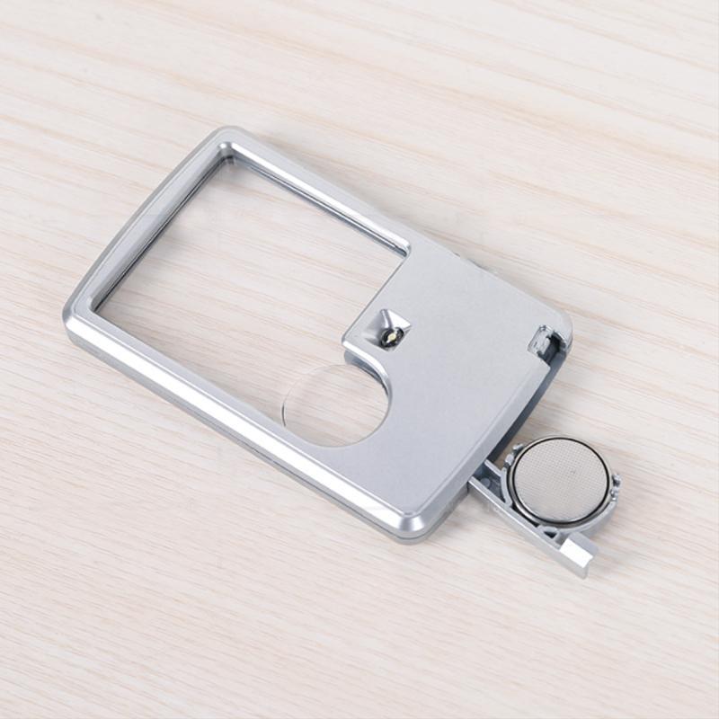 LED Card-Style Magnifying Glass