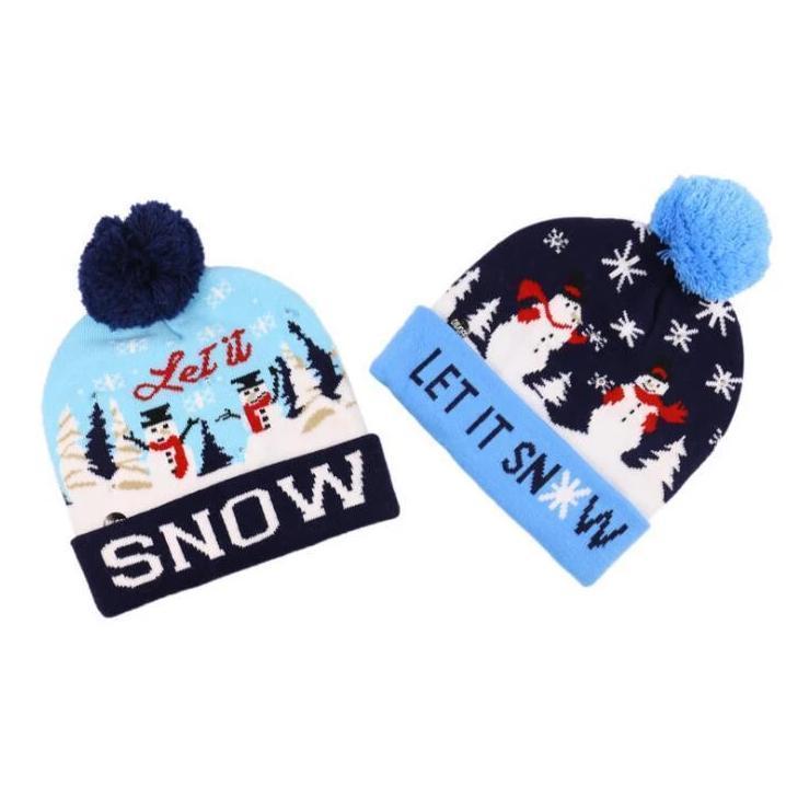 LED Christmas Knitted Hat – Light-Up Festive Beanie