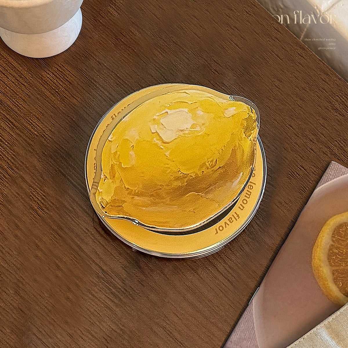 Lemon-shaped coaster