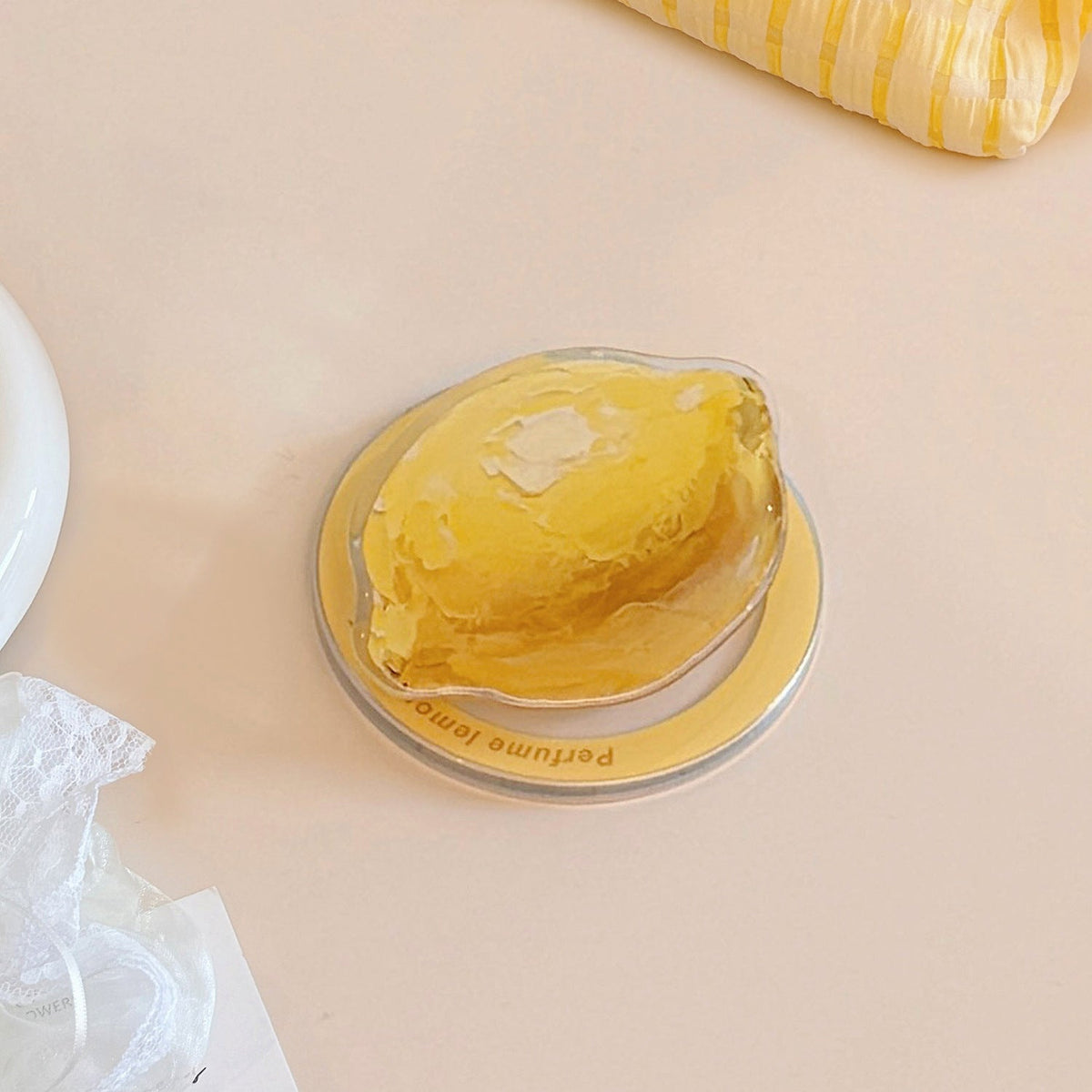 Lemon-shaped coaster