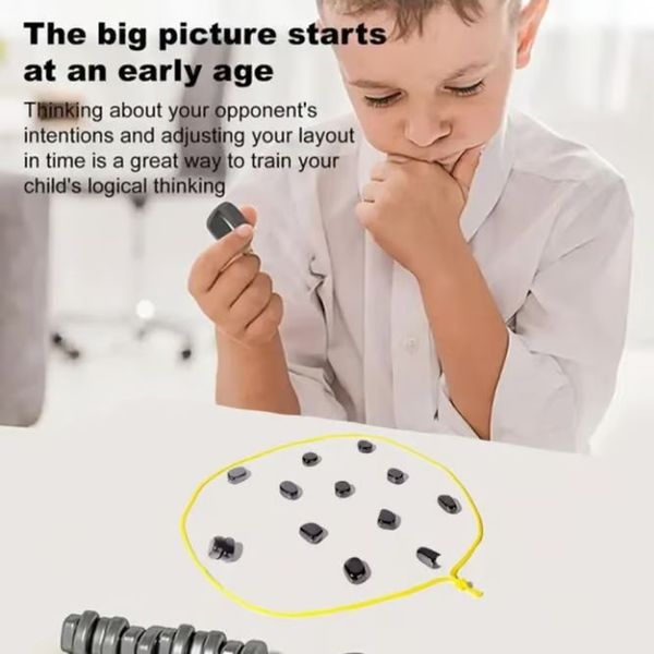 Magnetic chess game