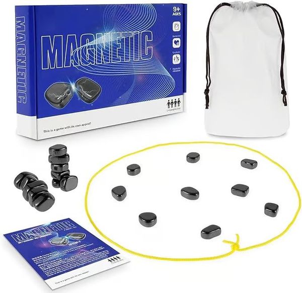 Magnetic chess game