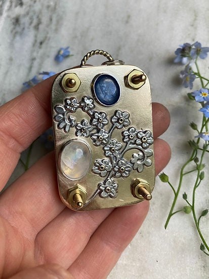 Boneroshop | Mini Flower Press | Compact Botanical Keepsake Maker | Portable Craft Tool