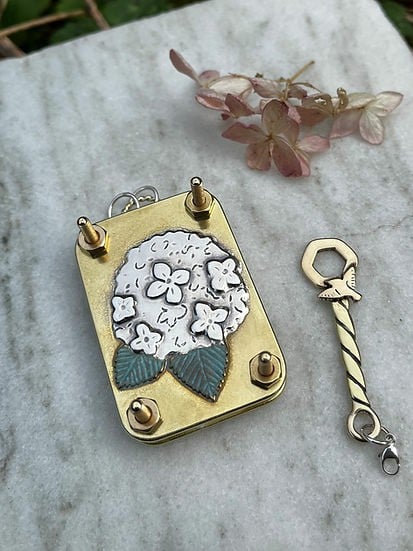 Boneroshop | Mini Flower Press | Compact Botanical Keepsake Maker | Portable Craft Tool