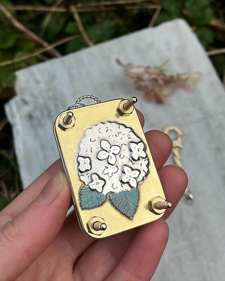 Boneroshop | Mini Flower Press | Compact Botanical Keepsake Maker | Portable Craft Tool