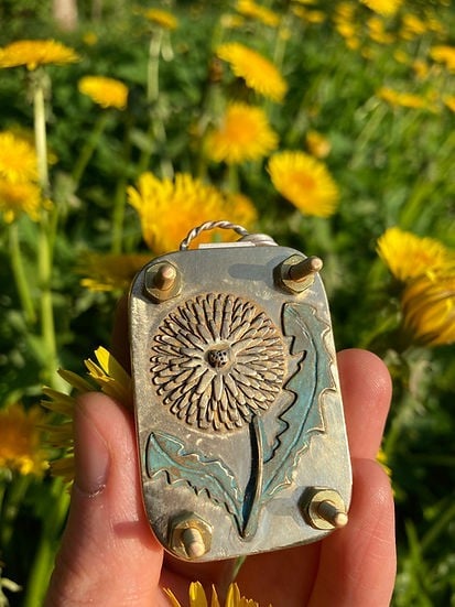 Boneroshop | Mini Flower Press | Compact Botanical Keepsake Maker | Portable Craft Tool